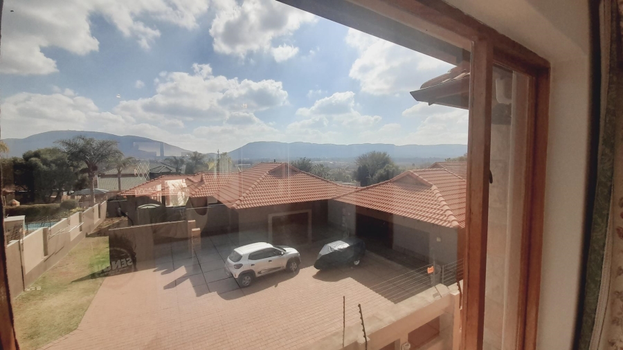 4 Bedroom Property for Sale in Birdwood Estate North West